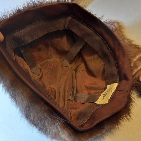 Vintage Mink Hat and Collar main image 4